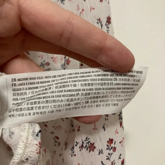 Abercrombie & Fitch White Ditsy Floral Cropped Off Shoulder Long Sleeve Blouse - Picture 4 of 8